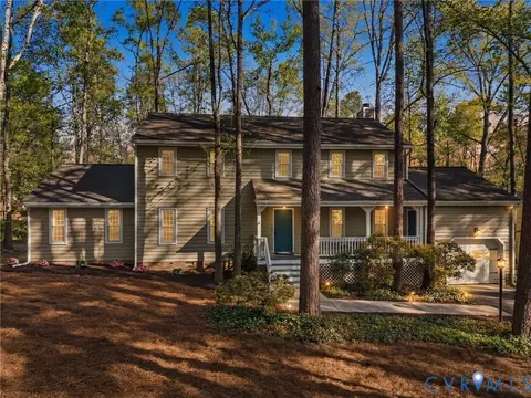 Exterior - 13402 Poplar Grove Pl, Midlothian, VA 23112 photo 9 of 11