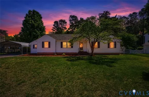 10709 Lunswood Rd, Chester, VA 23831