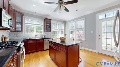 Kitchen - 9012 Amberhill Loop, North Chesterfield, VA 23236 photo 3 of 4