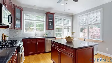 Kitchen - 9012 Amberhill Loop, North Chesterfield, VA 23236 photo 2 of 4