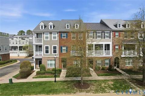 4907 Settlers Market Blvd, Williamsburg, VA 23188