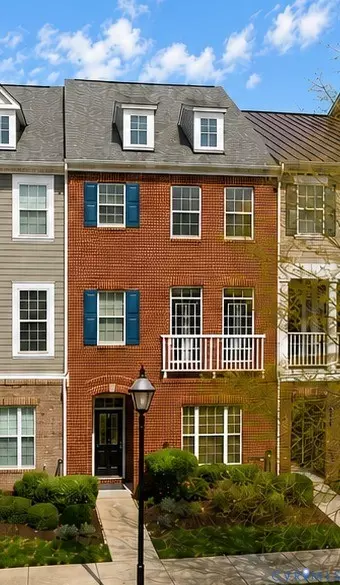 4907 Settlers Market Blvd, Williamsburg, VA 23188
