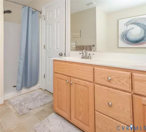 Bath - 2487 Cattail Run Dr, Mechanicsville, VA 23111 photo 2 of 4