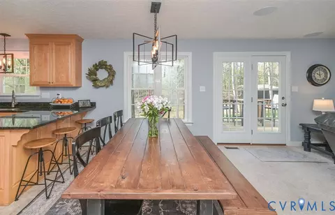 Dining - 2487 Cattail Run Dr, Mechanicsville, VA 23111 photo 2 of 3