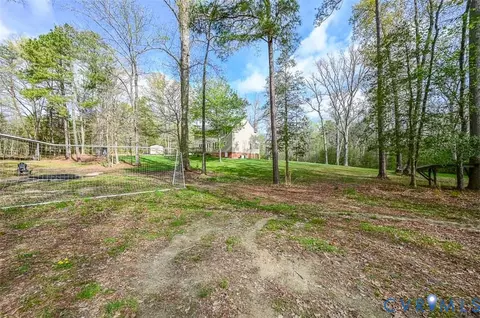 Exterior - 2487 Cattail Run Dr, Mechanicsville, VA 23111 photo 15 of 19