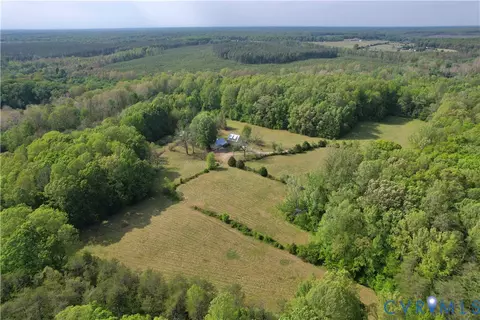 18107 Lucy Ln, Montpelier, VA 23192