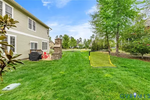 Exterior - 16401 Shefford Dr, Midlothian, VA 23112 photo 7 of 17