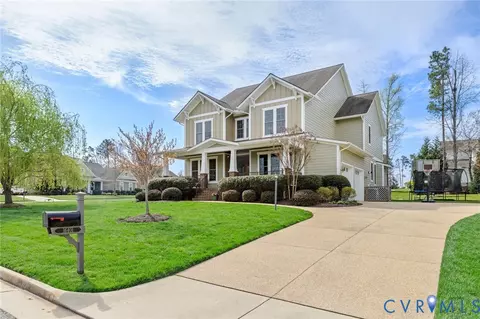 Exterior - 16401 Shefford Dr, Midlothian, VA 23112 photo 4 of 17