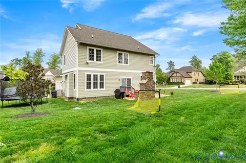 Exterior - 16401 Shefford Dr, Midlothian, VA 23112 photo 8 of 17