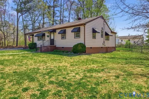 2604 Danville St, Hopewell, VA 23860