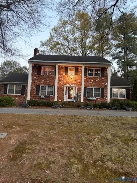 4301 Vauxhall Rd, Ampthill, VA 23234