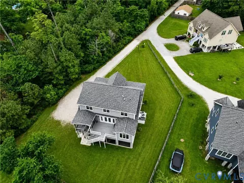 4 Walters Ln, Poquoson, VA 23662