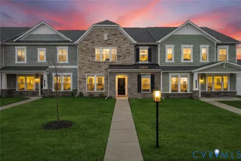 7046 Rivermere Ln, Glen Allen, VA 23059
