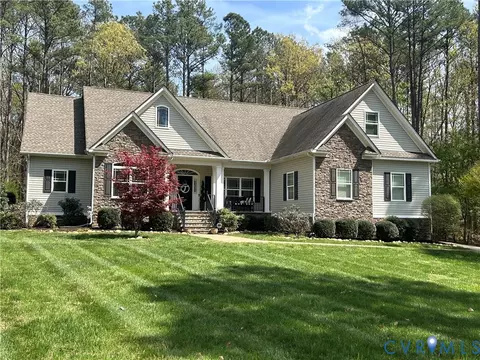 14224 Green Grove Ct, Montpelier, VA 23192