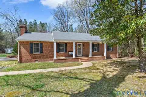 6200 Pine Fork Rd, Quinton, VA 23141