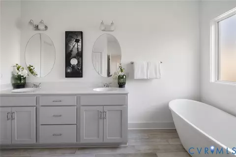 Bath - 11183 Pinewild Dr, Providence Forge, VA 23140 photo 1 of 5