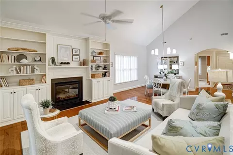 5017 Park Commons Loop, Glen Allen, VA 23059
