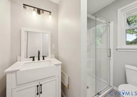 Bath - 112 Webster Rd, Sandston, VA 23150 photo 1 of 3