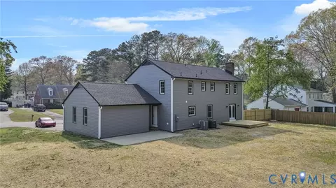 Exterior - 4520 Crossgate Rd, Chester, VA 23831 photo 2 of 4