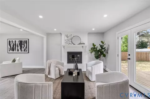 Living - 4520 Crossgate Rd, Chester, VA 23831 photo 4 of 4