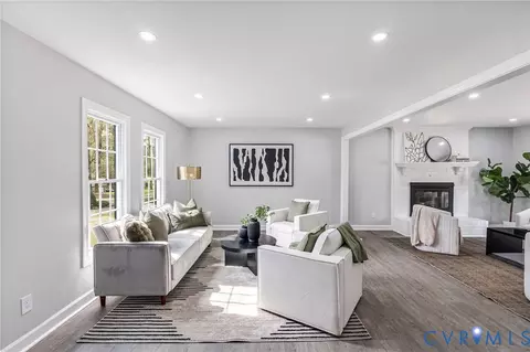 Living - 4520 Crossgate Rd, Chester, VA 23831 photo 2 of 4