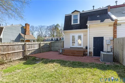 Exterior - 14 Ashinghurst Rd, Henrico, VA 23238 photo 5 of 6