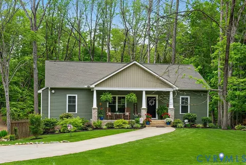 5670 Hickory St, Powhatan, VA 23139