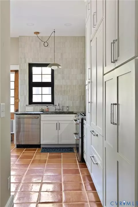 Kitchen - 2912 Libby Ter, Richmond, VA 23223 photo 1 of 6
