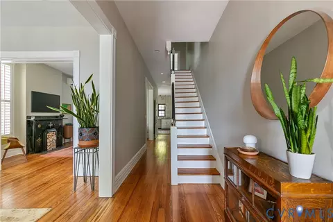 Entry Way - 2912 Libby Ter, Richmond, VA 23223 photo 2 of 5