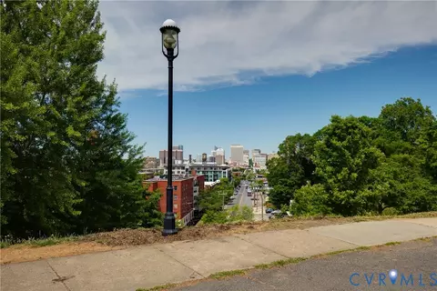 View/Area - 2912 Libby Ter, Richmond, VA 23223 photo 2 of 2