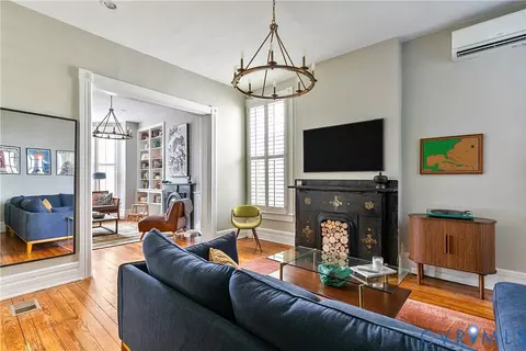 Living - 2912 Libby Ter, Richmond, VA 23223 photo 5 of 8