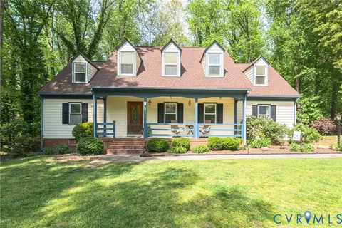 8220 Marwood Dr, North Chesterfield, VA 23235