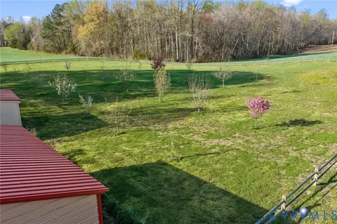 Exterior - 426 Lara Rd, Lancaster, VA 22503 photo 4 of 13