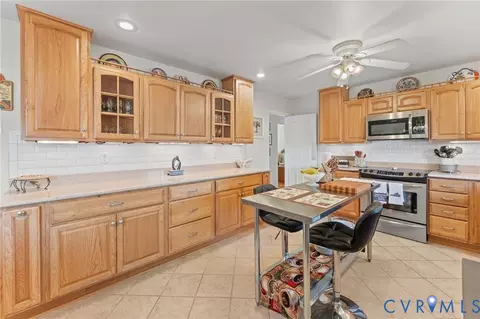 Kitchen - 426 Lara Rd, Lancaster, VA 22503 photo 3 of 5