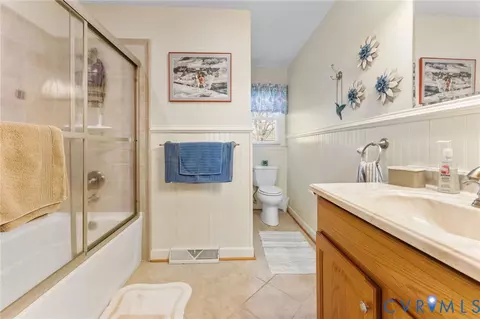 Bath - 426 Lara Rd, Lancaster, VA 22503 photo 2 of 3