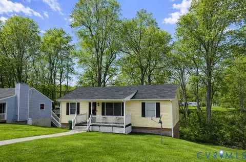 4104 Valley Side Dr, Richmond, VA 23223