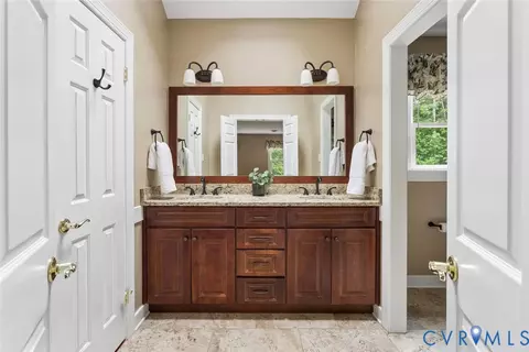 Bath - 2611 Olde Stone Rd, Midlothian, VA 23113 photo 1 of 4