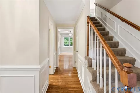 Entry Way - 2611 Olde Stone Rd, Midlothian, VA 23113 photo 2 of 3