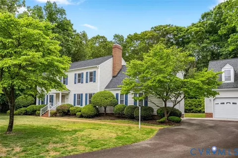 Exterior - 2611 Olde Stone Rd, Midlothian, VA 23113 photo 14 of 14