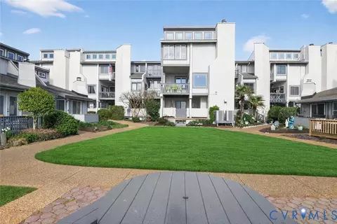 224 N First St, Hampton, VA 23664