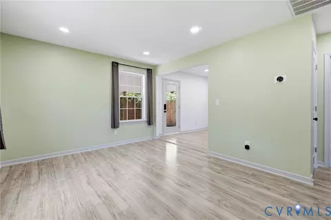 240 Bartee Rd, Richmond, VA 23224 photo 3