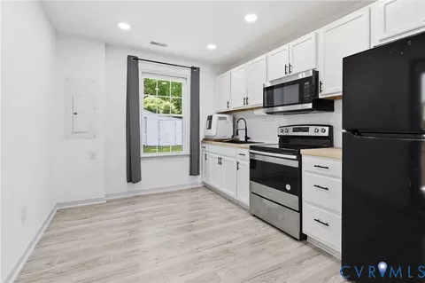 240 Bartee Rd, Richmond, VA 23224 photo 7