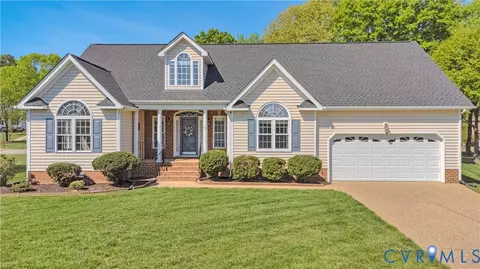 106 Kennon Pointe Ct, Colonial Heights, VA 23834