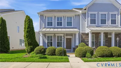 8217 Center Path Ln, Mechanicsville, VA 23116