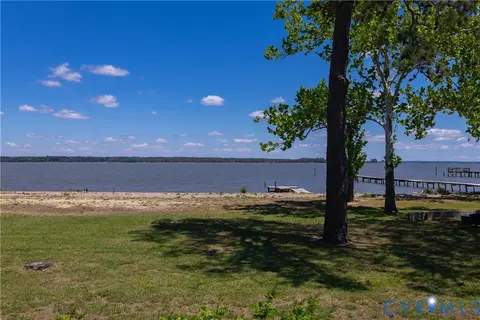 933 Pleasant Point Rd, Surry, VA 23883
