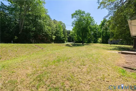 Exterior - 933 Pleasant Point Rd, Surry, VA 23883 photo 4 of 9