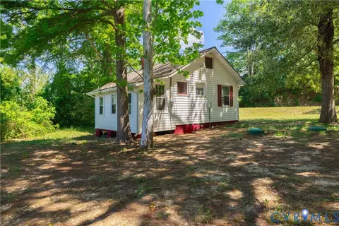 Exterior - 933 Pleasant Point Rd, Surry, VA 23883 photo 2 of 9