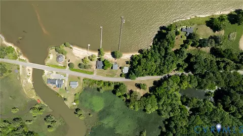 View/Area - 933 Pleasant Point Rd, Surry, VA 23883 photo 8 of 13