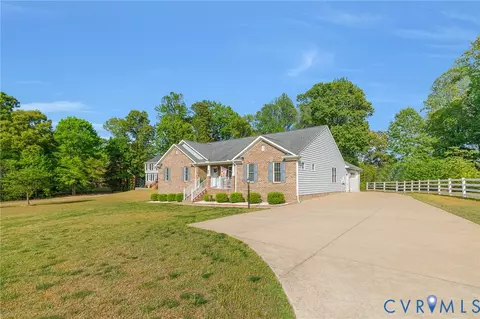 6513 Strawbank Dr, Mechanicsville, VA 23116