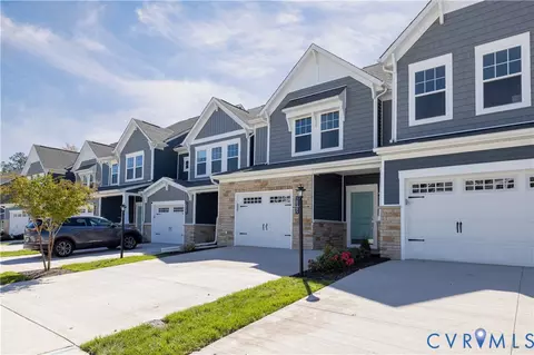 18365 Palisades Ct, Moseley, VA 23120